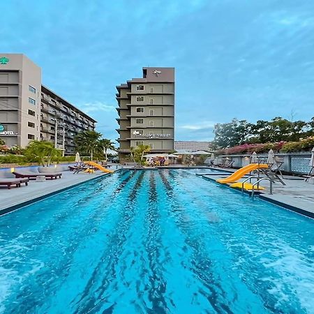 נה ג'ומטיין Olive Tree Hotel Pattaya מראה חיצוני תמונה