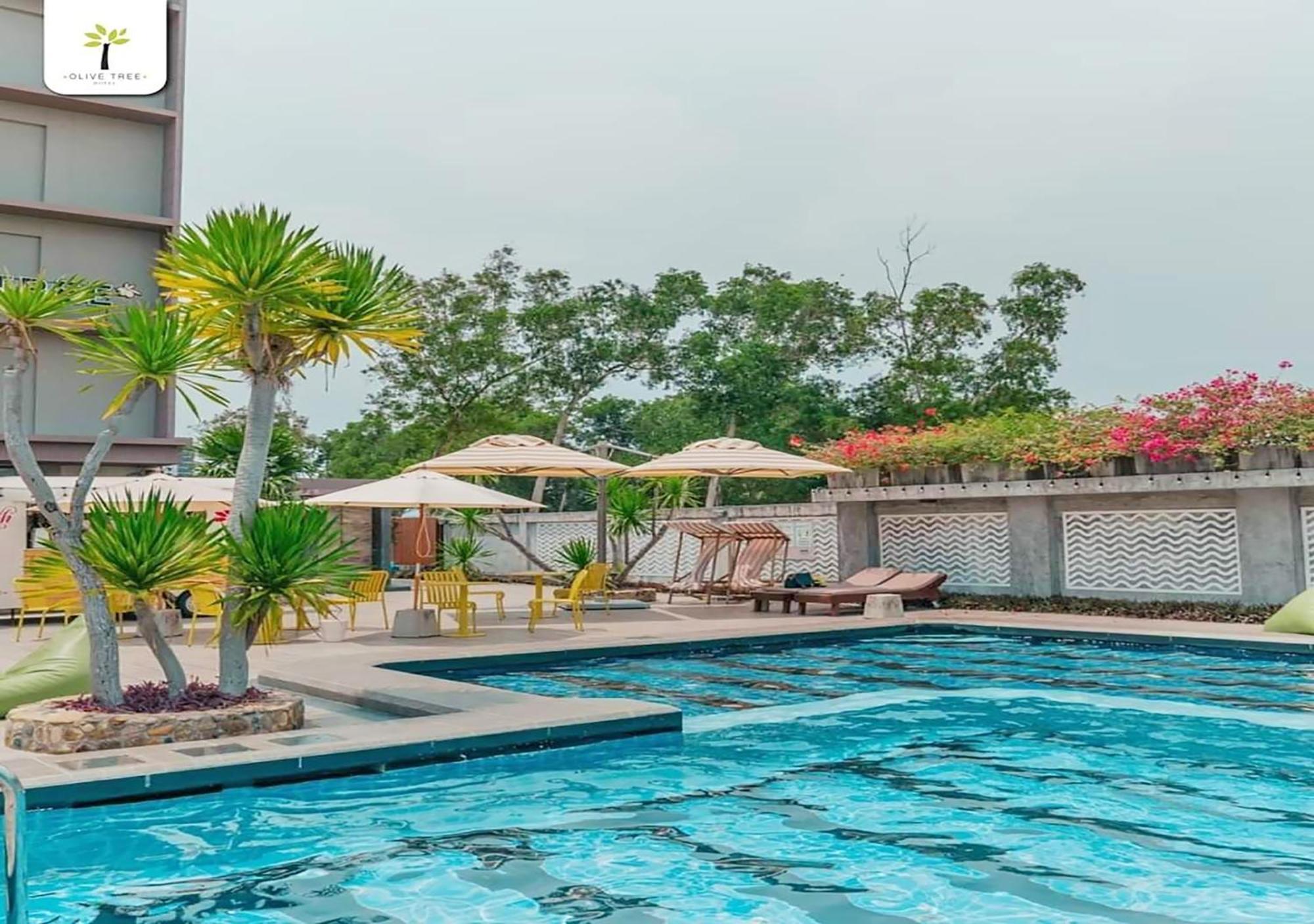 נה ג'ומטיין Olive Tree Hotel Pattaya מראה חיצוני תמונה
