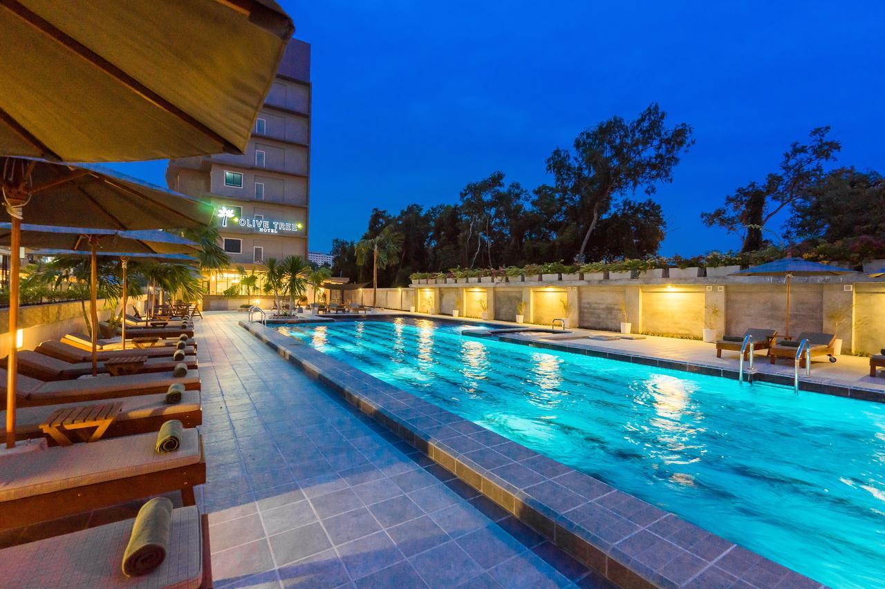 נה ג'ומטיין Olive Tree Hotel Pattaya מראה חיצוני תמונה